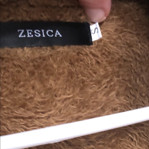 Adult Small leopard & olive green fleece pullover - Picture 5 of 6